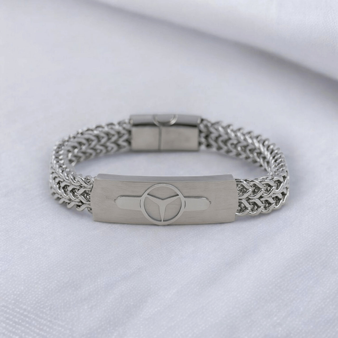 BINBOND Men’s Watch & Bracelet Combo (Silver) - Image 3